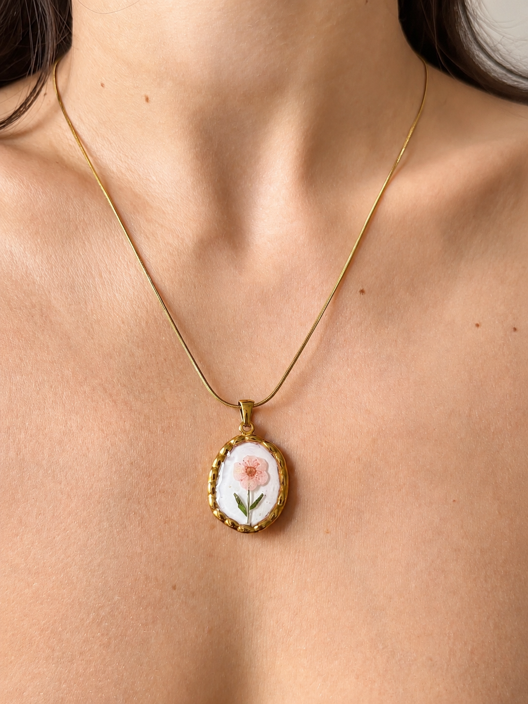 Collana Spring